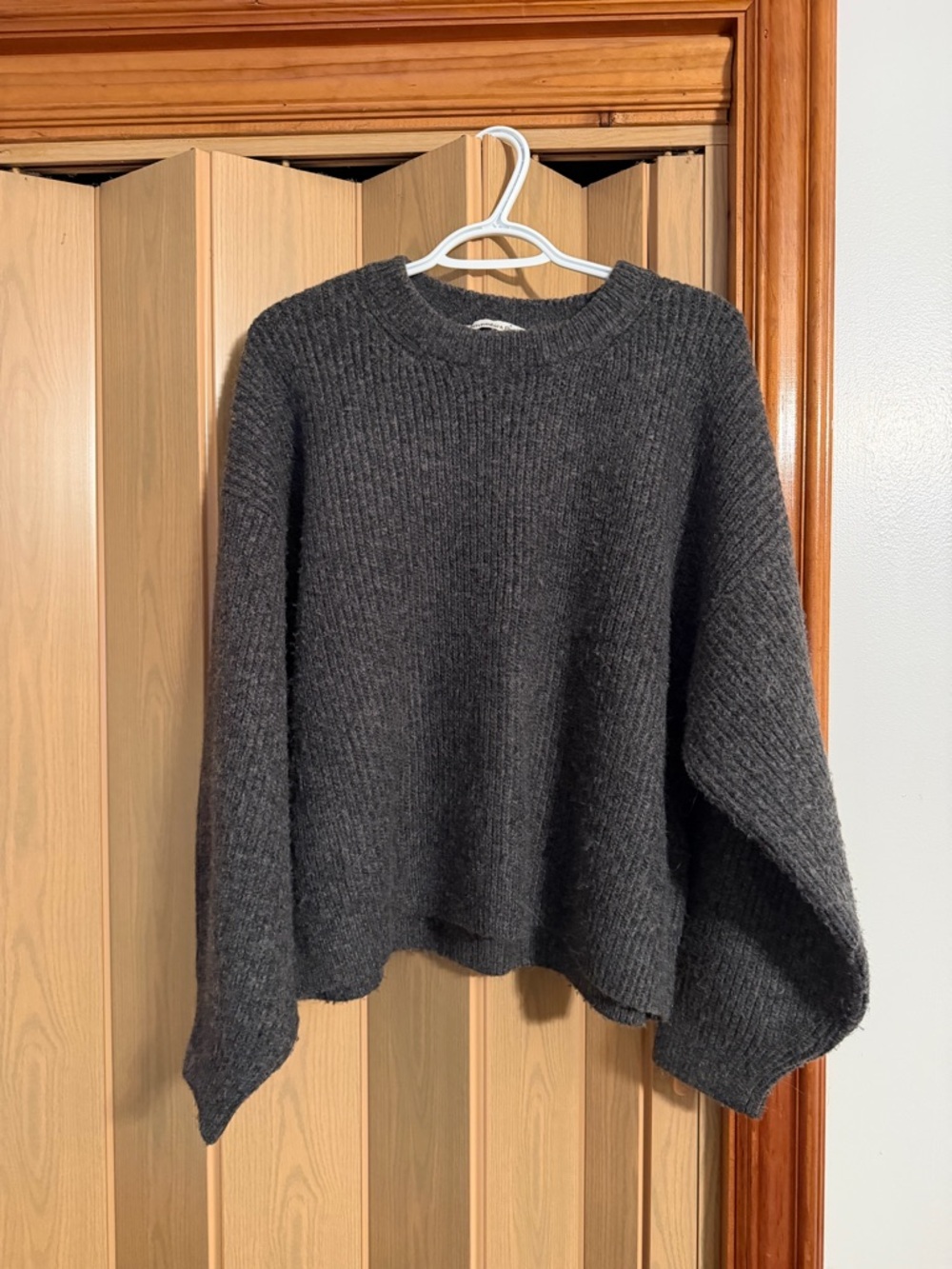 Abercrombie & Fitch Dark Charcoal Gray Ribbed Crewneck Sweater